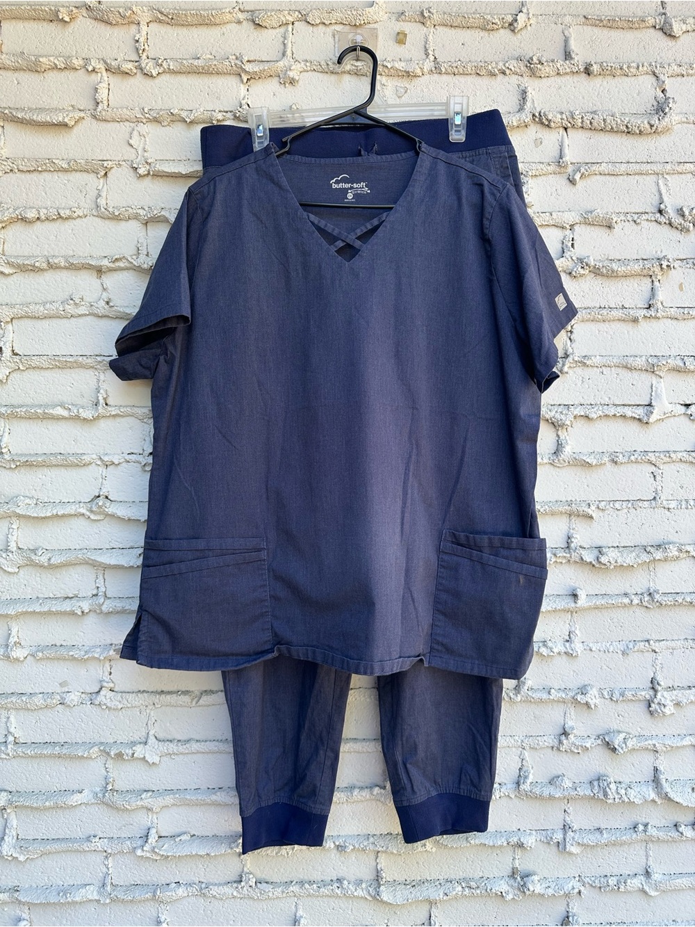 Butter-Soft Navy Women's Scrub Top and Jogger Pants Set